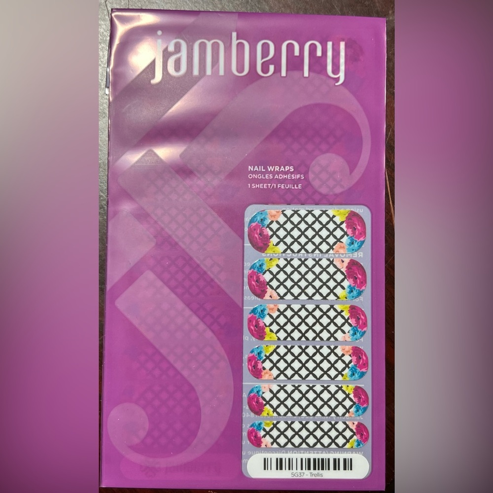 Jamberry Nail Wraps - Trellis